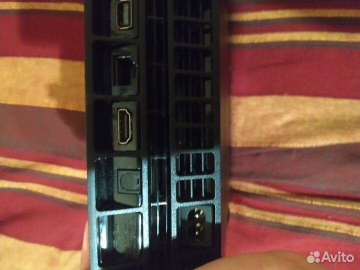 Sony PS4 1Tb + игры