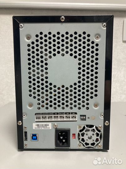 Внешний raid накопитель (DAS) CFI (5х 3.5