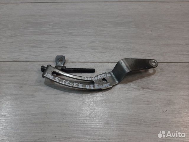 Натяжитель Toyota Mark I I GX100 1GFE 1997