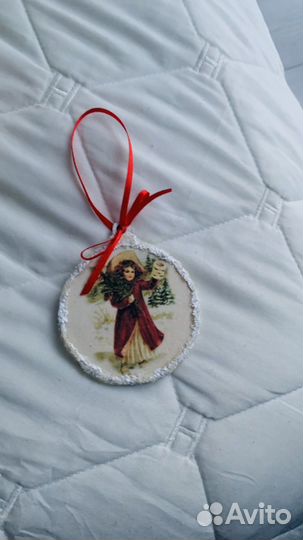Елочные игрушки ручной работы «Медальончик»
