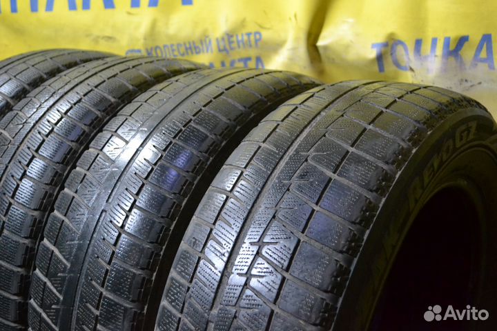 Bridgestone Blizzak Revo GZ 215/60 R17
