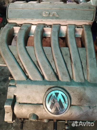 Впускной коллектор BHK 3.6 VAG 03H 133 201 D