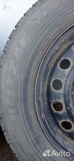 Колеса зимние Bridgestone 195 65 р15 Toyota