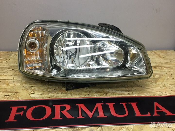 Фара калина 1 правая Бош Стекло оригинал