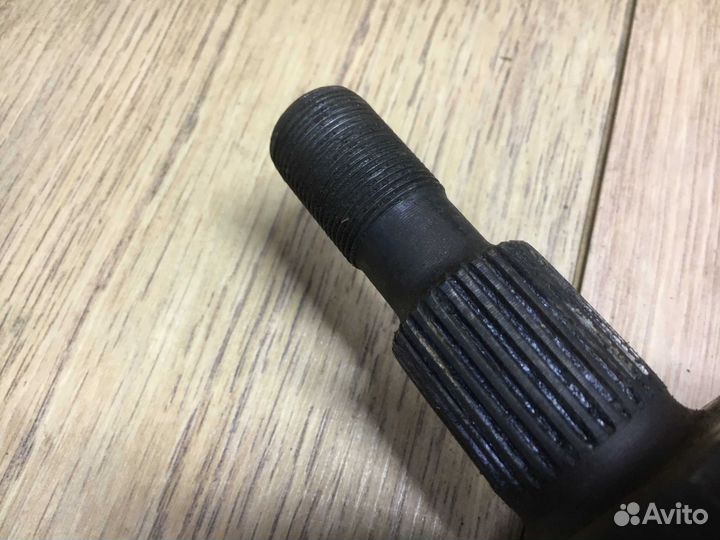 Привод задний Mercedes W164 X164 A1643502510