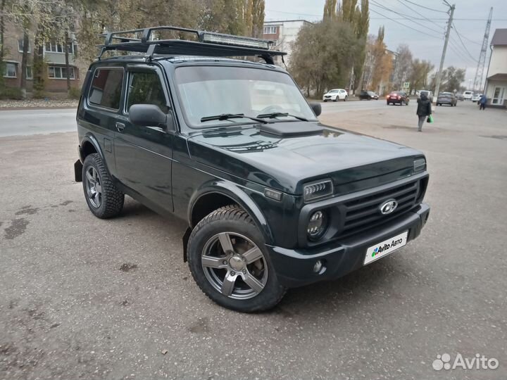 LADA 4x4 (Нива) 1.7 МТ, 2016, 110 000 км