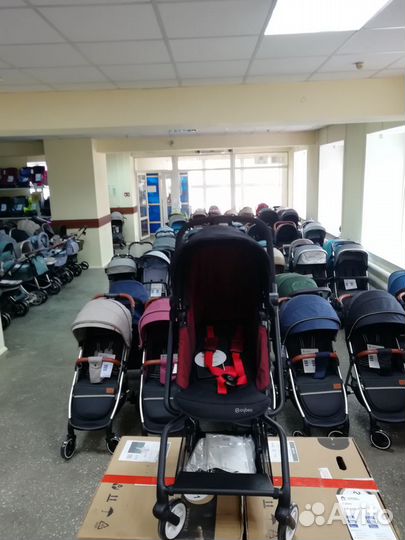 Прогулочная коляска Cybex ferrari