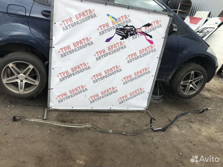 Ниссан Трубка / шланг кондиционера воздуха