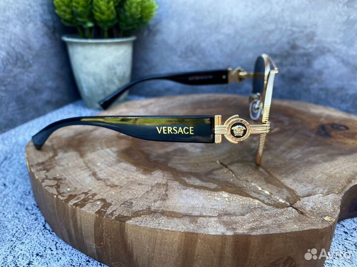 Солнцезащитные очки