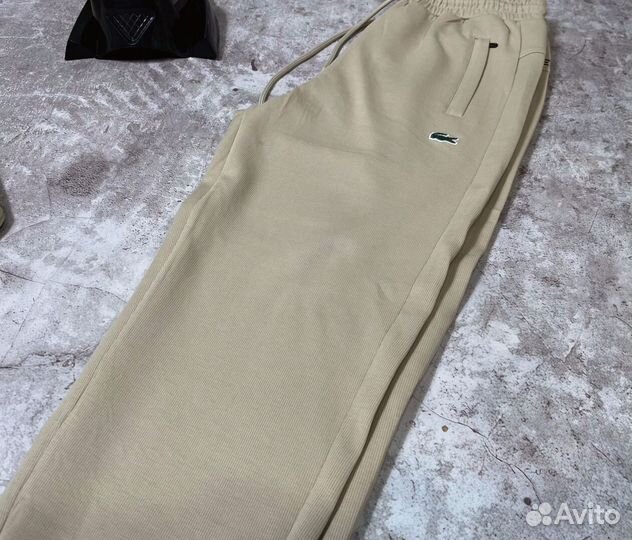 Спортивные костюмы Lacoste