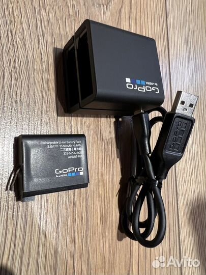 Зарядное устройство GoPro + аккумулятор