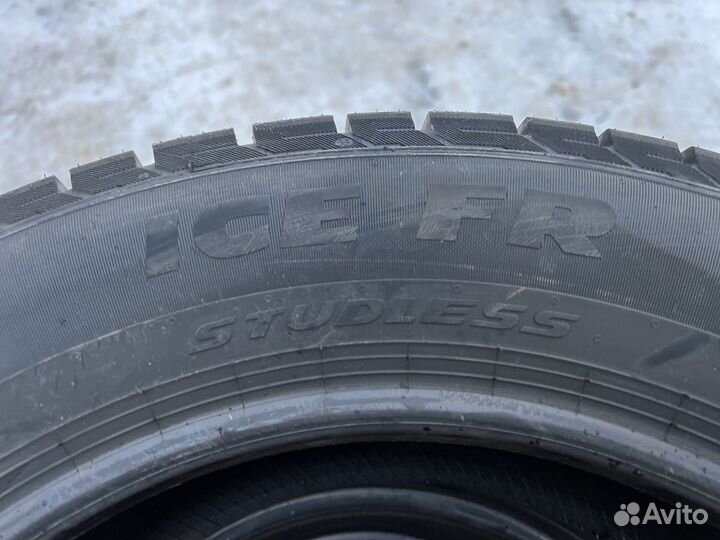 Pirelli Formula Ice FR 195/65 R15 95T