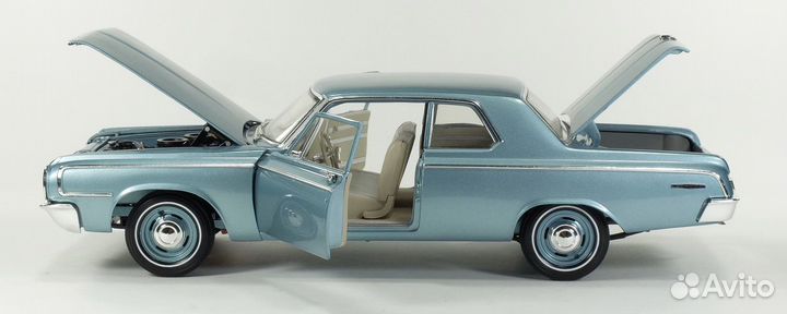 1/18 Highway 61 Dodge 330 Series Sedan