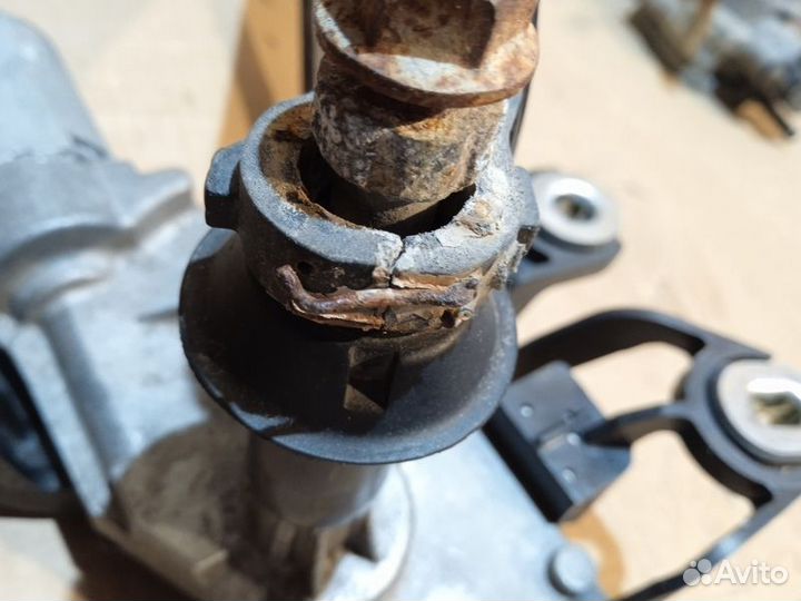 Моторчик стеклоочистителя задний Volkswagen Golf