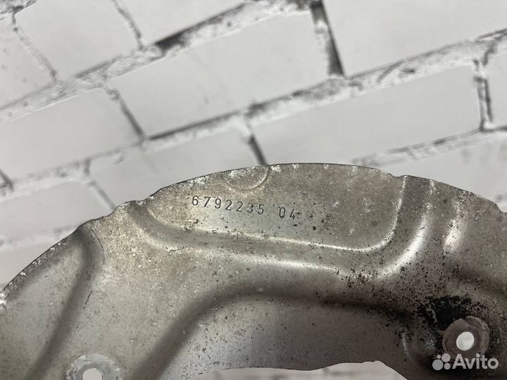 Кожух тормозного диска передний Bmw 1-Series F20