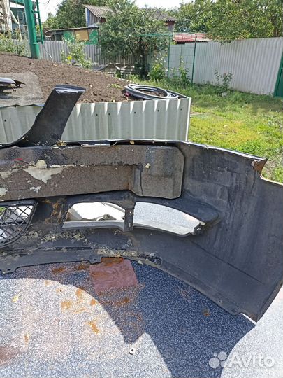 Продам бампер передний Ниссан Альмера Классик