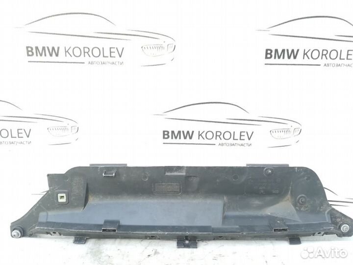 Корпус салонного фильтра нижний X3 E83 BMW
