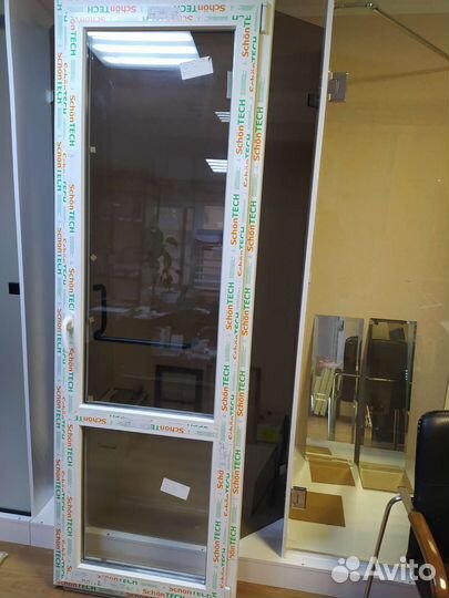 Дверь пластиковая