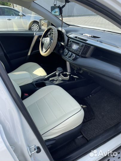 Toyota RAV4 2.0 CVT, 2015, 123 000 км