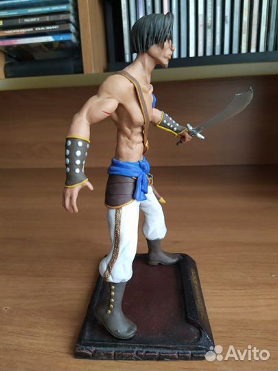 Коллекционная фигурка