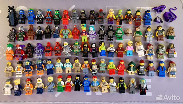 Lego minifigures