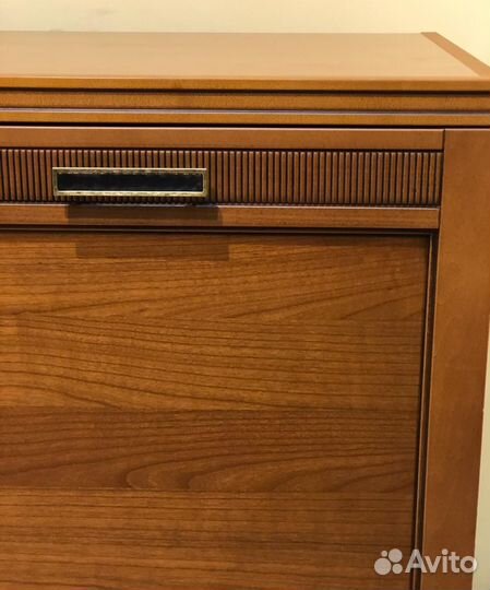 Тумба массив