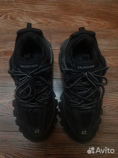 Balenciaga track 1 black