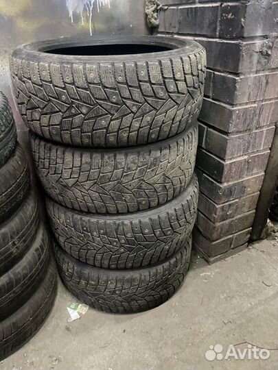 Dunlop SP Winter Ice02 245/40 R18