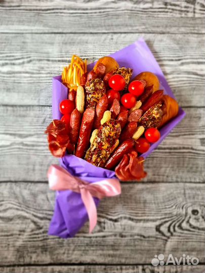 Съедобные букеты для мужчин, букет из колбасы