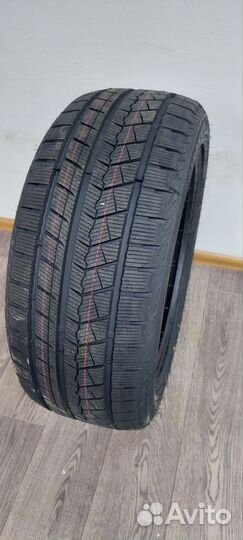 Fronway IcePower 868 275/40 R20 и 315/35 R20 107H