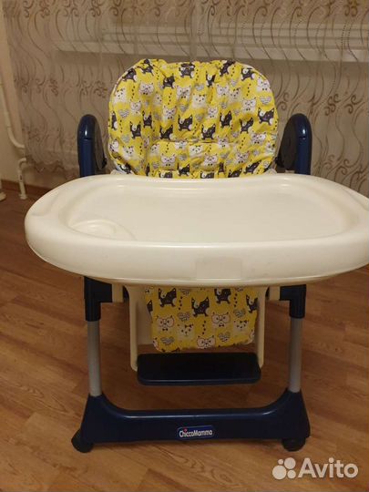 Стульчик для кормления chicco