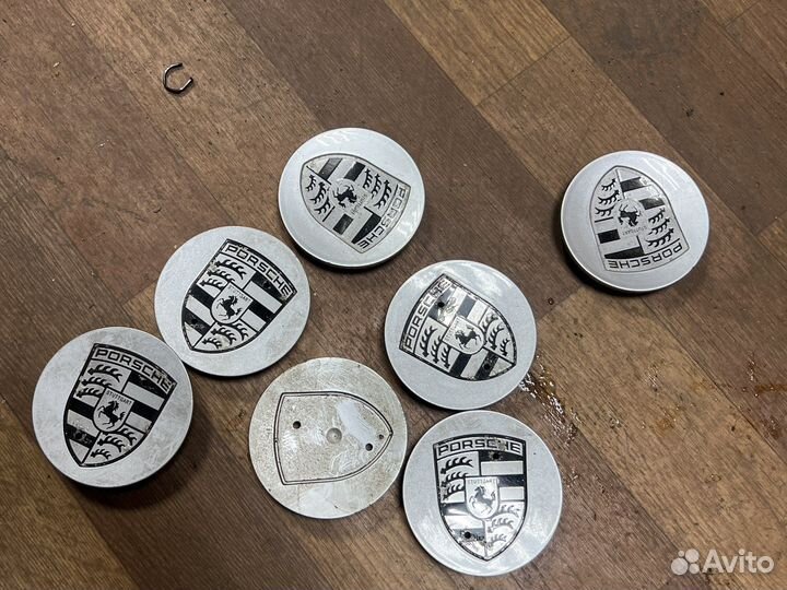 Колпак колеса 7L5601149