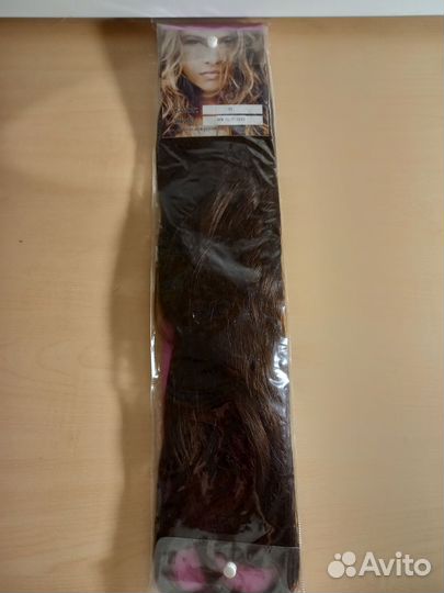 Волосы на заколках