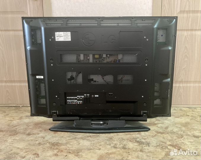 Телевизор плазменый LG 42PC51