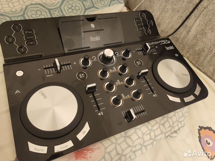 Dj контролер Hercules Dj control wave
