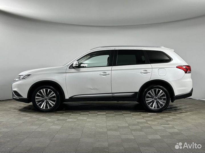 Mitsubishi Outlander 2.0 CVT, 2021, 129 573 км