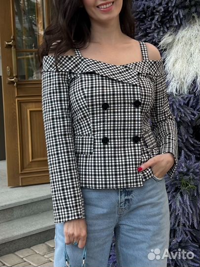 Топ с открытыми плечами