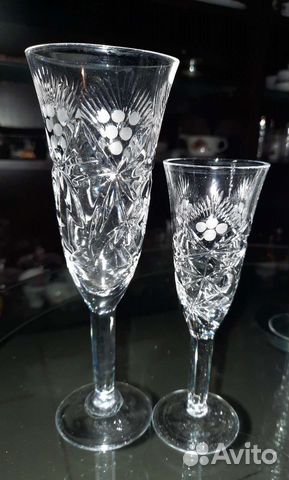 Бокалы и рюмки 