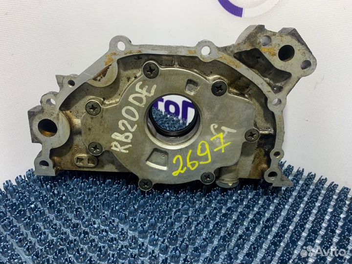 Насос двигателя масляный Nissan Cedric