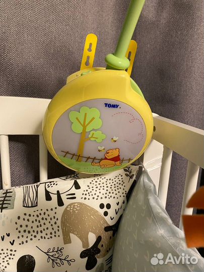 Мобиль на кроватку Tomy
