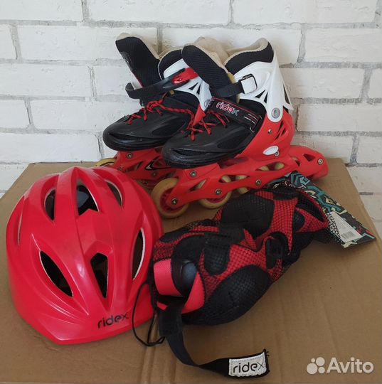 Ролики раздвижные, шлем и комплект защиты