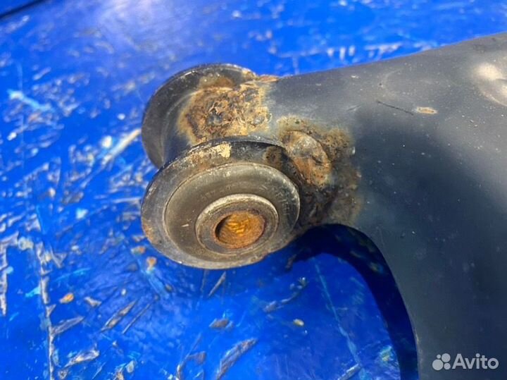 Рычаг нижний передний правый Seat Ibiza 6J cbzb