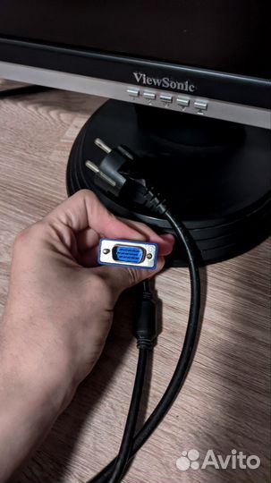 Монитор Viewsonic 19 дюймов, 1440x900