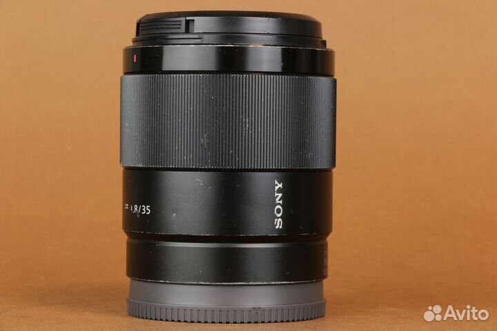 Sony FE 35mm f/1.8 (id-18173)