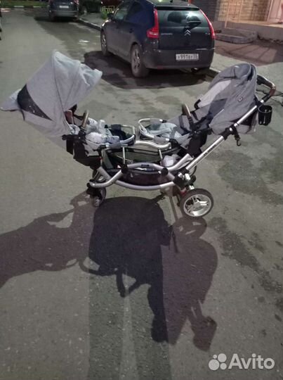 Коляска для двойни или погодок 2 в 1