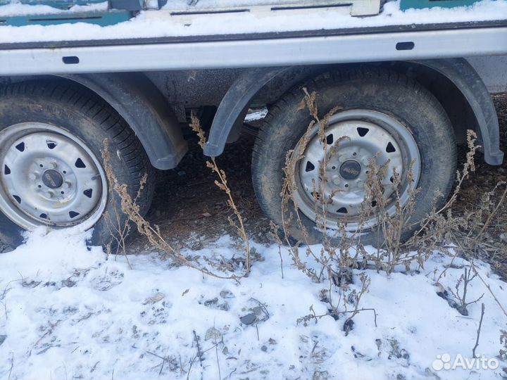 Прицеп легковой