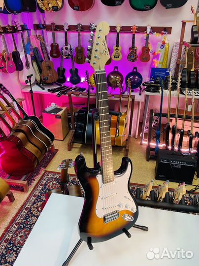 Электрогитара Fabio Новая