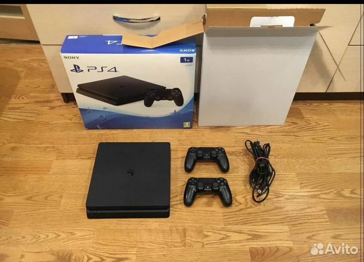 Sony PS4 slim 1tb 2 джойстика.(+игры)