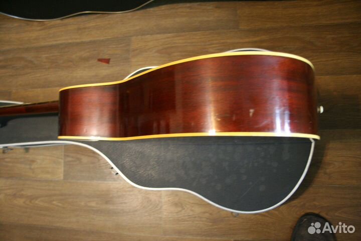 Акустическая гитара Yamaha FG-240