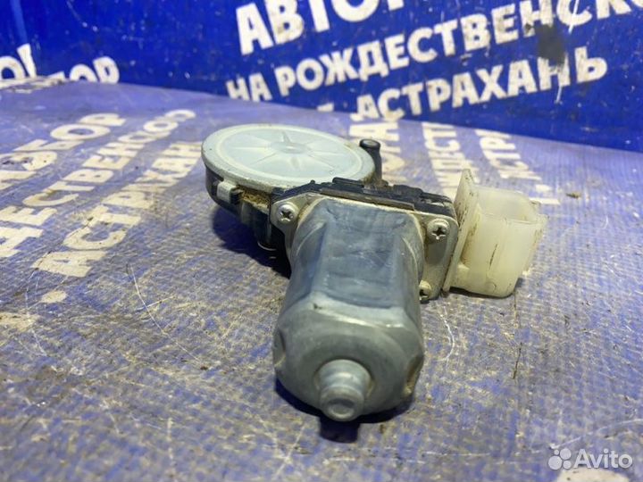 Моторчик стеклоподъемника Nissan X-Trail T31